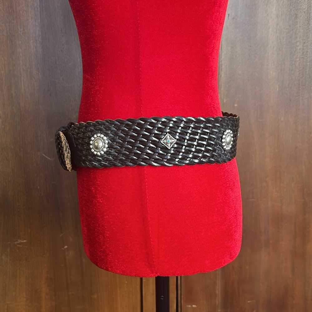 Woven Black Leather Belt with Conchos M/L - Picture 3 of 11